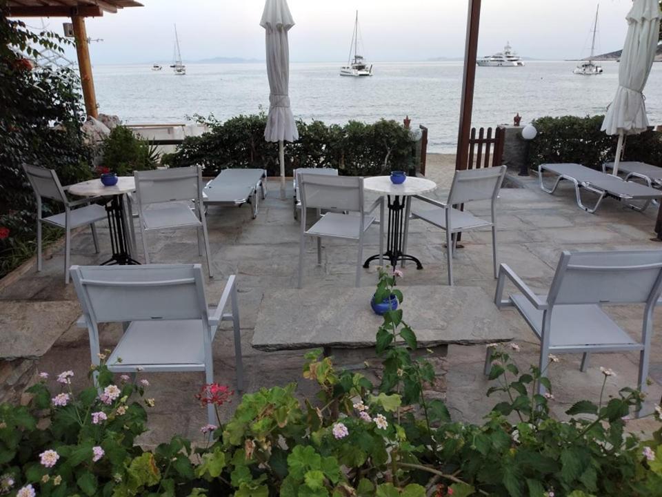 Studios Margarita Platis Gialos  Екстериор снимка