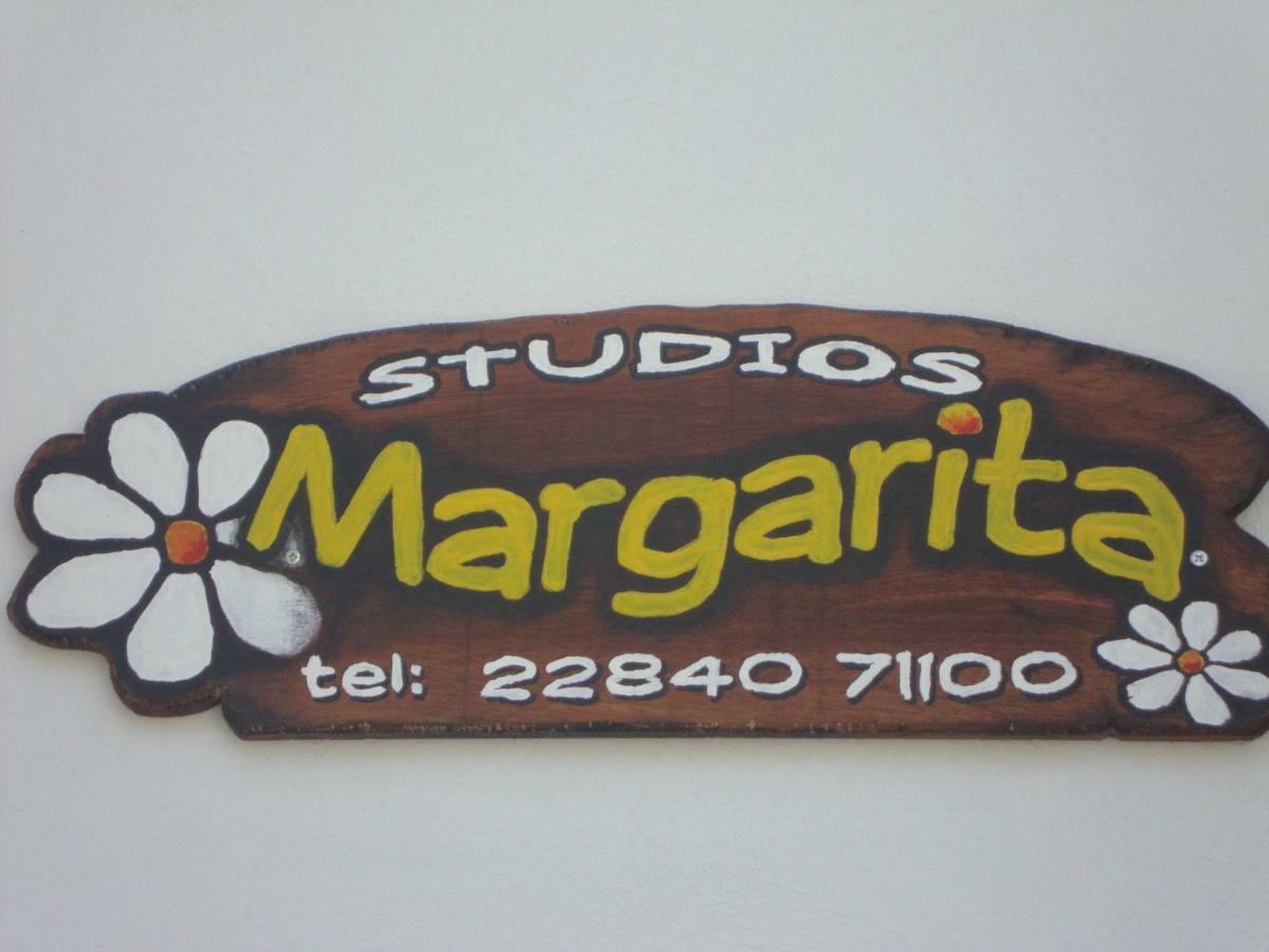 Studios Margarita Platis Gialos  Екстериор снимка